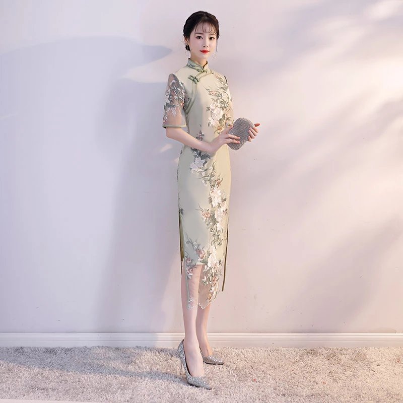 繡花旗袍裙，方寸之間心盡顯女人之美