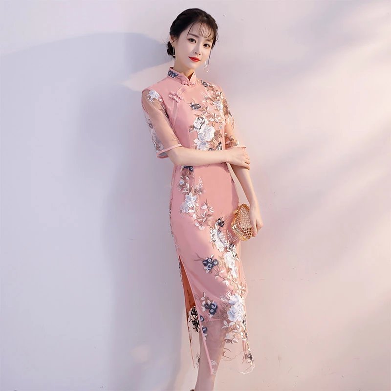 繡花旗袍裙，方寸之間心盡顯女人之美